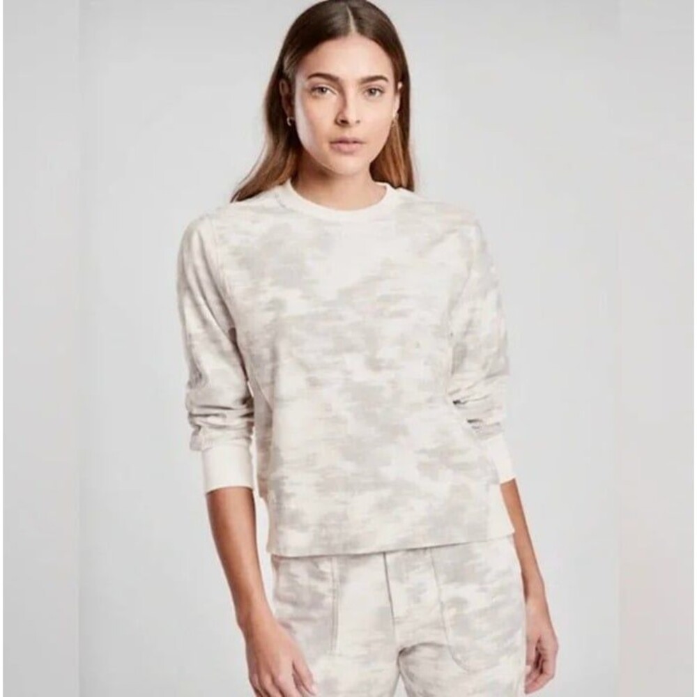 Athleta Farallon Tie-dye Print Crewneck Sweatshirt Gray White Size Large EUC